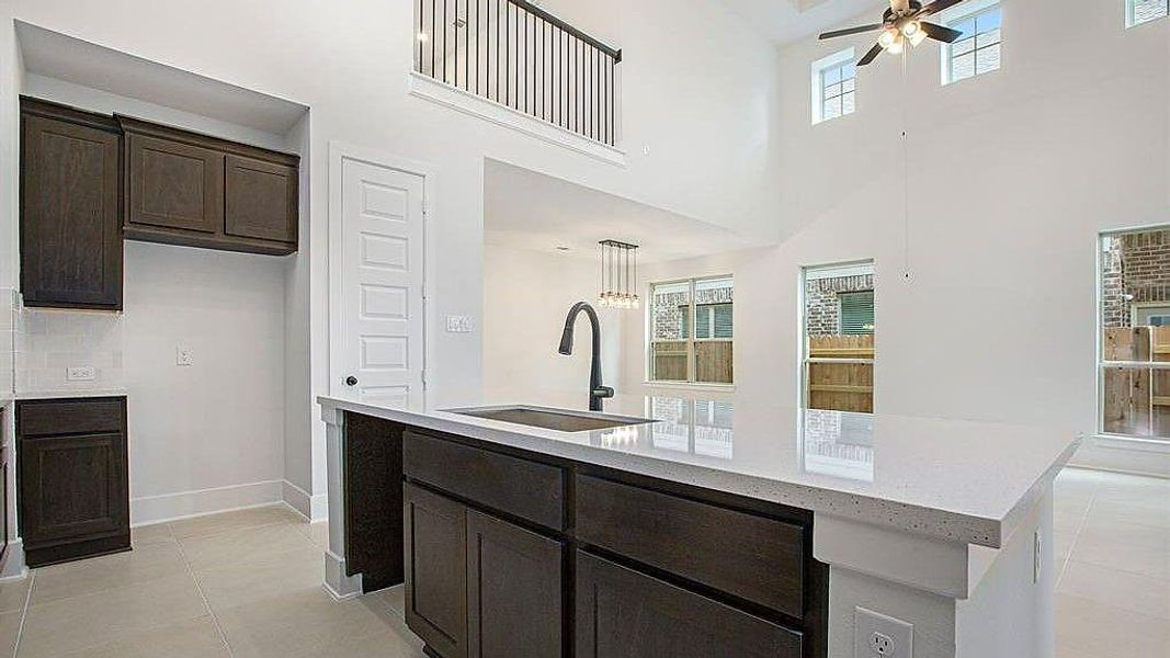 Furnished interior view inside a new home in Candela, Richmond (Image 6).