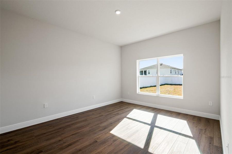 Spacious, unfurnished interior of a new home in , Ocala (Image 38).