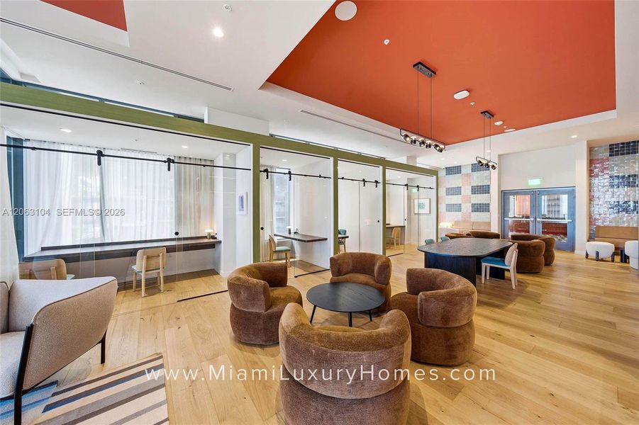 Community amenities in , Miami (Image 39).