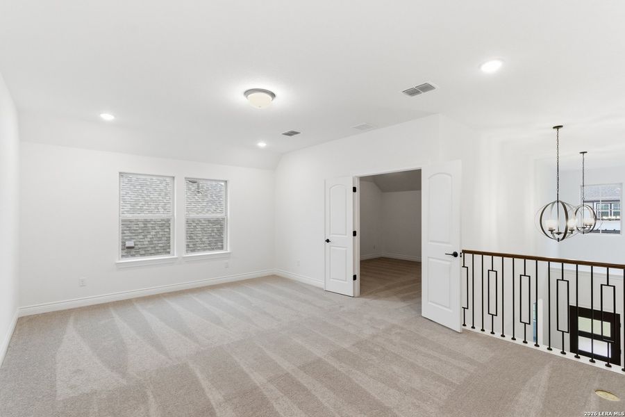 Spacious, unfurnished interior of a new home in Corley Farms, Boerne (Image 28). Spacious, unfurnished interior of a new home in Corley Farms, Boerne (Image 28).