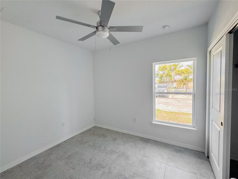 Spacious, unfurnished interior of a new home in , Fort Myers (Image 10).