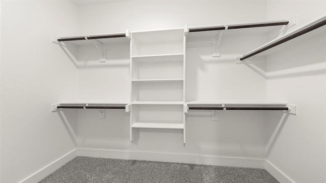 12. 1417 Tipperary - Closet 12. 1417 Tipperary - Closet