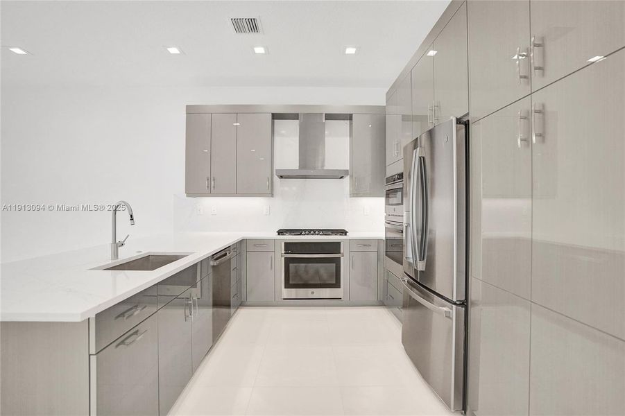 Furnished interior view inside a new home in Apex at Avenir, Palm Beach Gardens (Image 11).