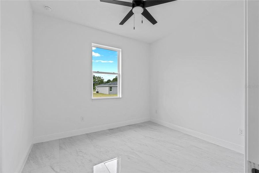 Spacious, unfurnished interior of a new home in , Dunnellon (Image 17).