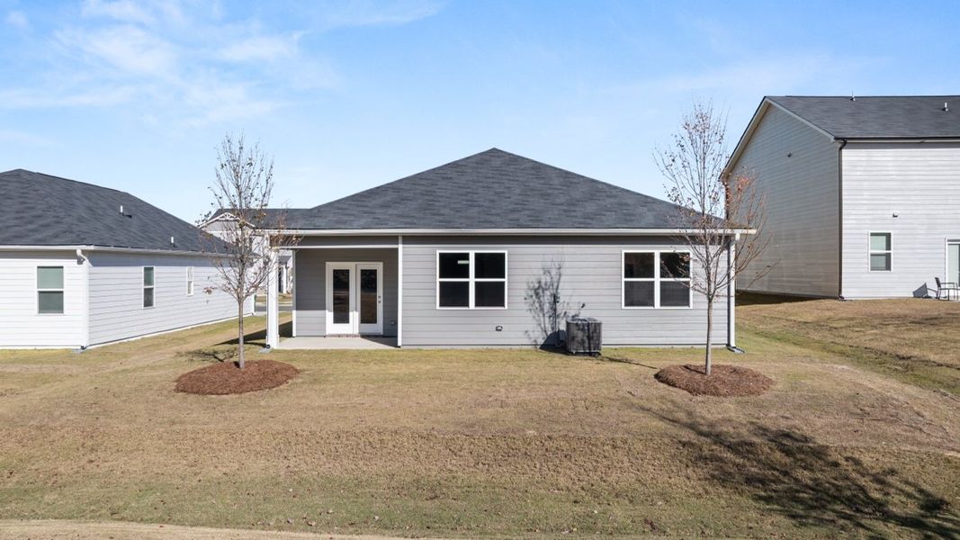 Representative exterior details of a home built from the Cali by D.R. Horton in The Reserve at Calcutta, Stockbridge (Image 4).