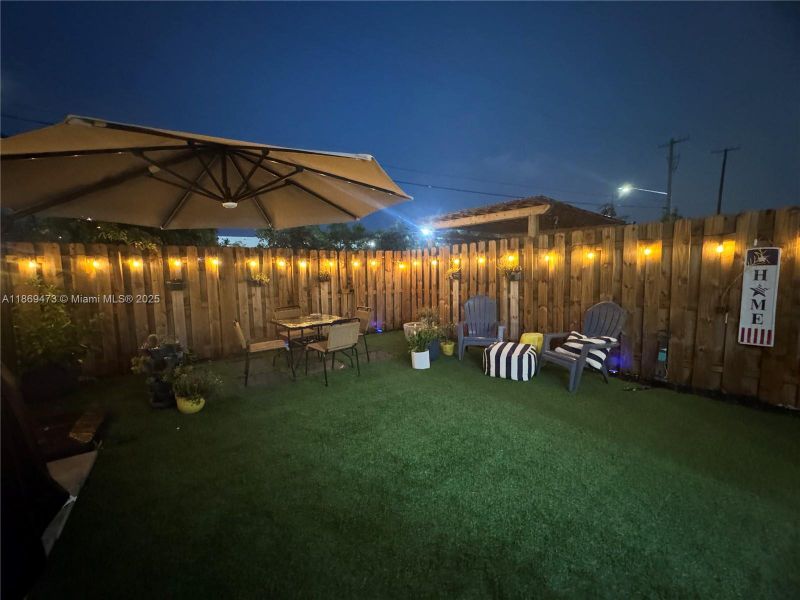 Image 8 of a home in .