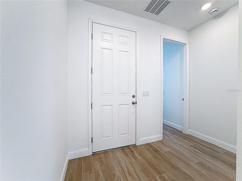 Spacious, unfurnished interior of a new home in Sunbrooke, St. Cloud (Image 57).