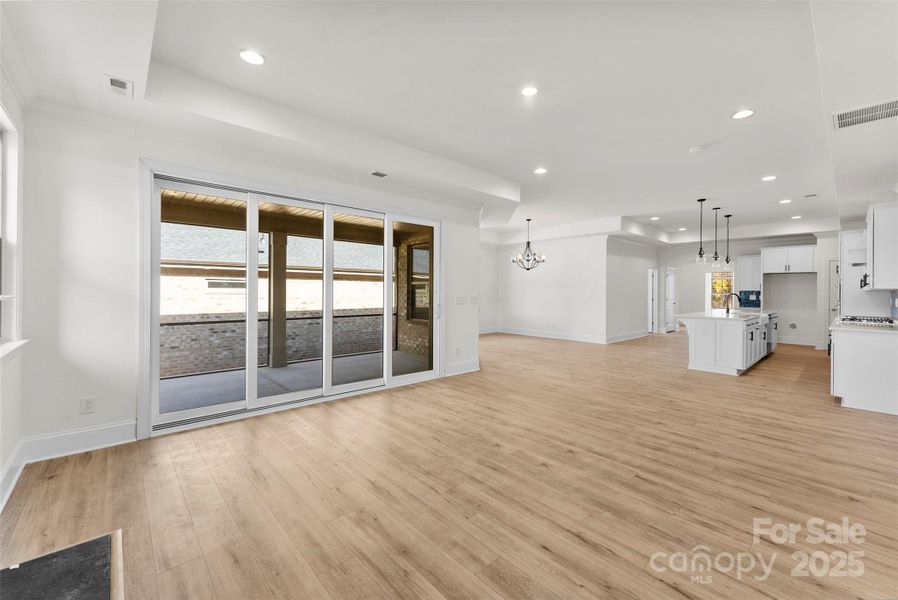 Spacious, unfurnished interior of a new home in The Courtyards on New Hope, Gastonia (Image 17).