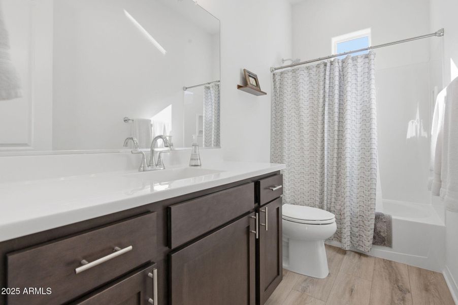 26-web-or-mls-2142 W Hide Tr-26