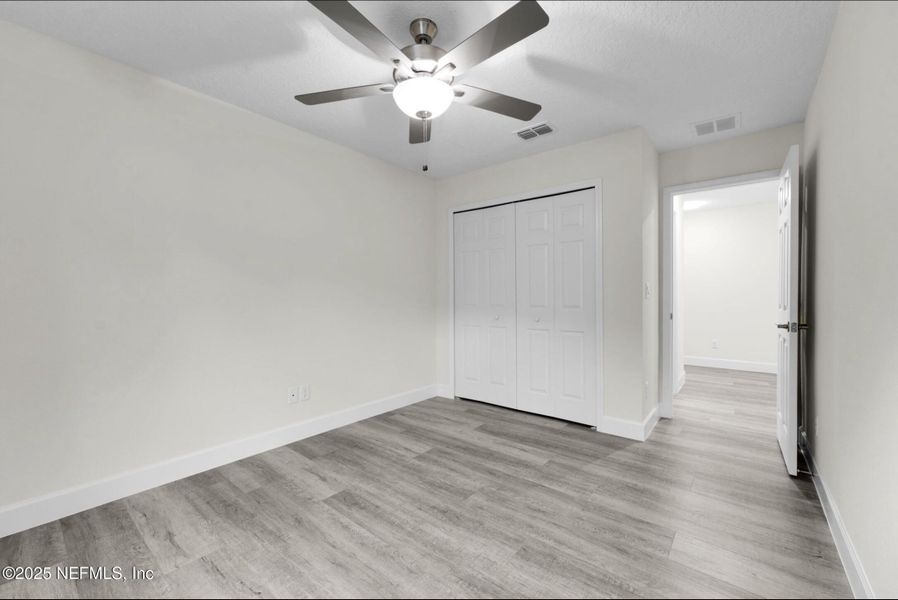 Spacious, unfurnished interior of a new home in , Jacksonville (Image 20).
