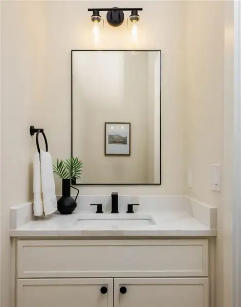 Close-up of interior finishes inside a home in , Snellville (Image 20). Close-up of interior finishes inside a home in , Snellville (Image 20).