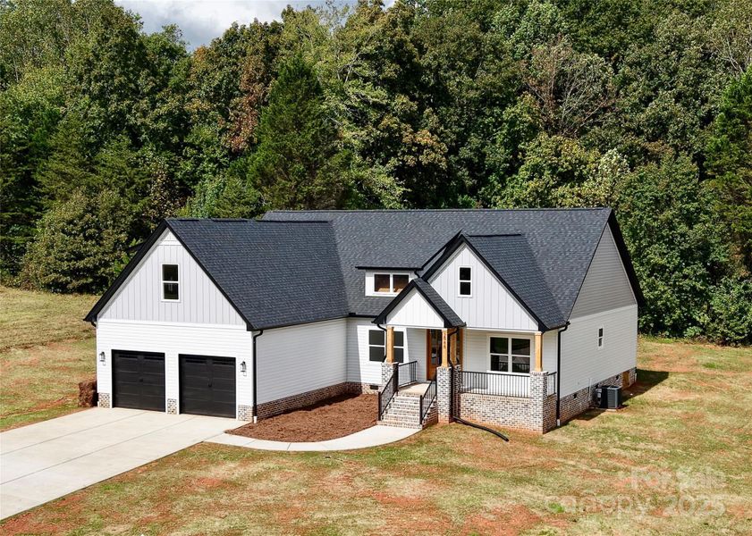 Image 22 of a home in .