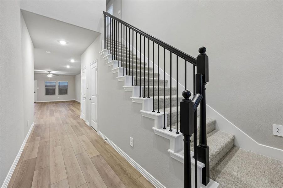 Spacious, unfurnished interior of a new home in Parks at Foster Crossing - Spring Series, Anna (Image 23). Spacious, unfurnished interior of a new home in Parks at Foster Crossing - Spring Series, Anna (Image 23).