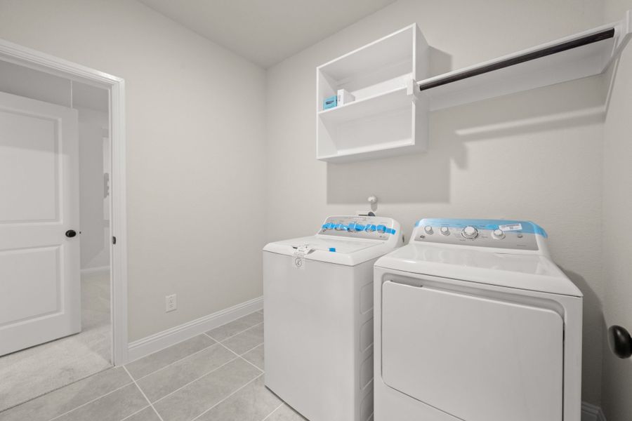 Furnished interior view inside a new home in Creekview Meadows, Pilot Point (Image 9).