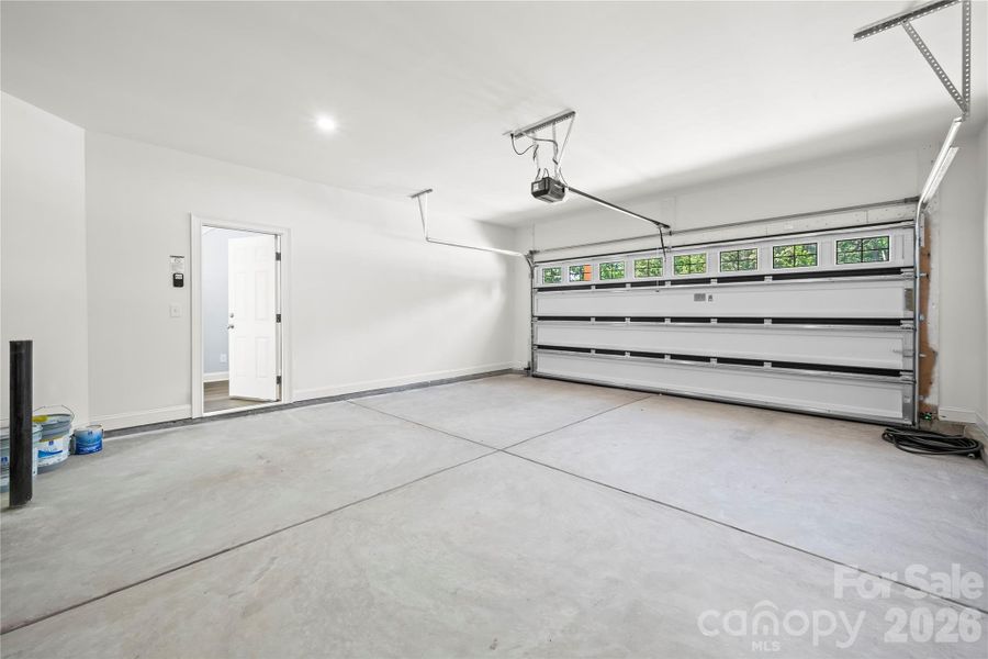 Spacious, unfurnished interior of a new home in , Charlotte (Image 33).