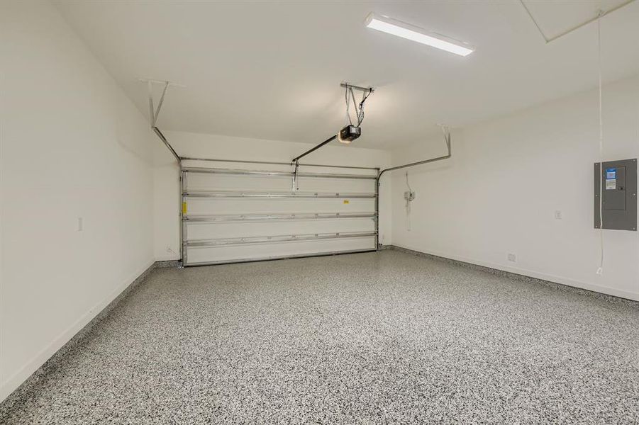 Spacious, unfurnished interior of a new home in Wellington, Fort Worth (Image 20).