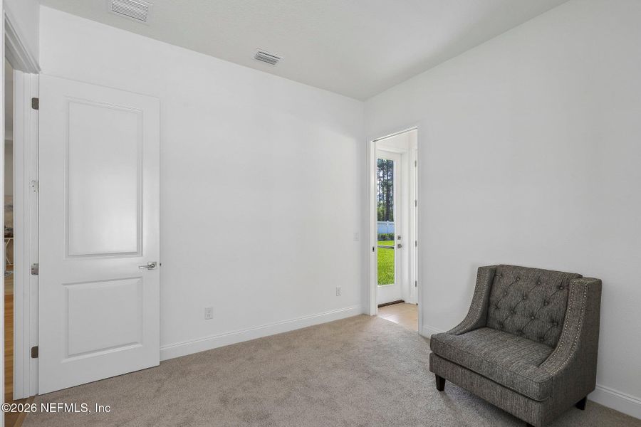 Spacious, unfurnished interior of a new home in SilverLeaf, St. Augustine (Image 23).