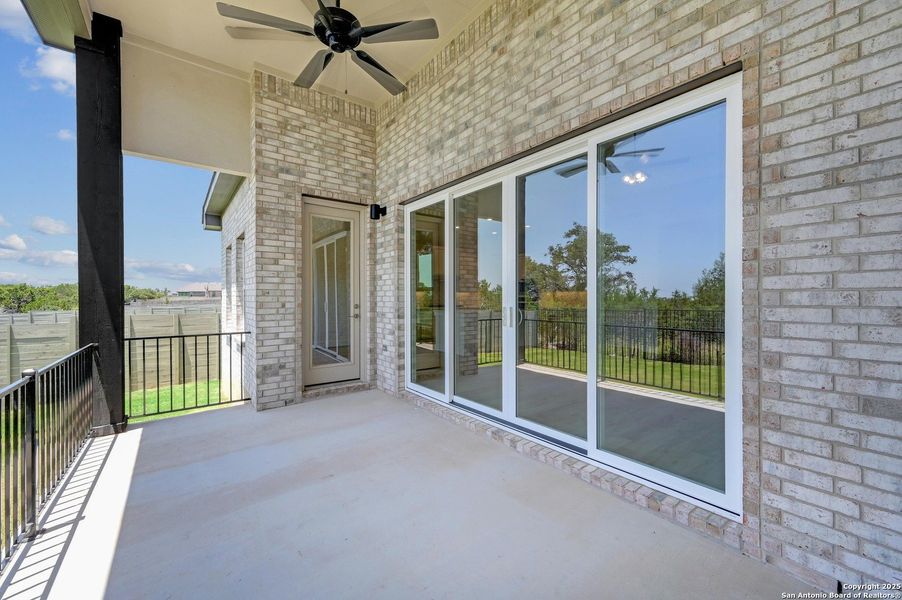 Image 25 of a home in The Grove at Vintage Oaks.
