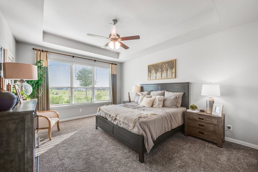 Furnished interior view inside a new home in Oak Valley, Terrell (Image 54).
