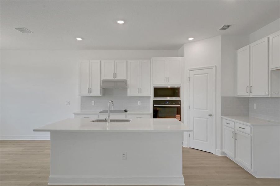 Furnished interior view inside a new home in Reserve at Hammock Oaks, Lady Lake (Image 5). Furnished interior view inside a new home in Reserve at Hammock Oaks, Lady Lake (Image 5).