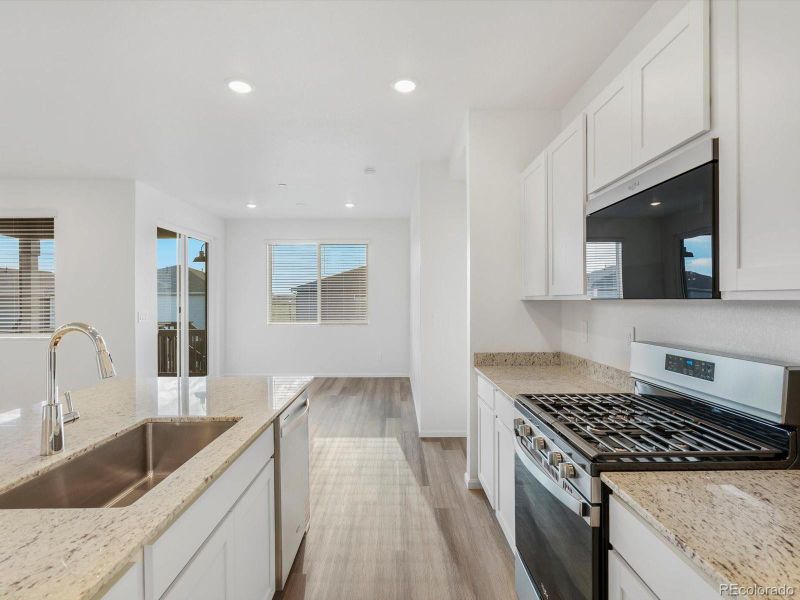 Image 22 of a home in Buffalo Highlands: The Flora Collection.