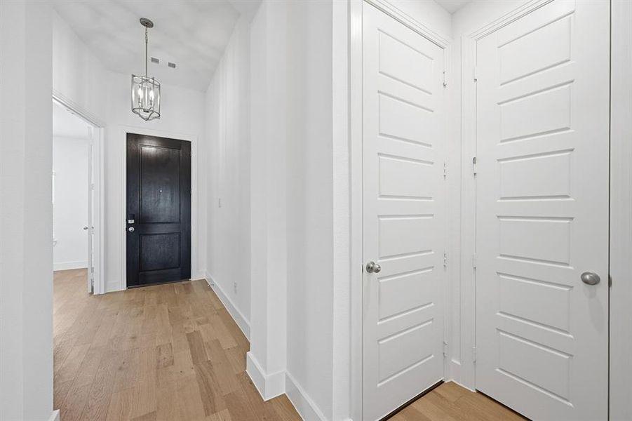 Spacious, unfurnished interior of a new home in Sandbrock Ranch, Aubrey (Image 19).