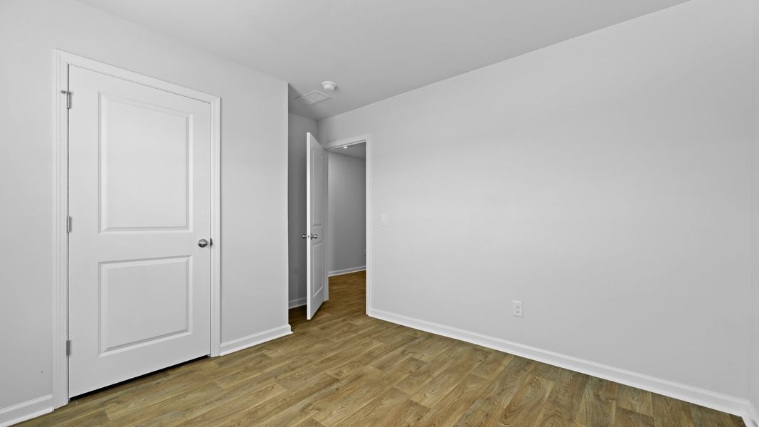 Spacious, unfurnished interior of a new home in Evergreen, Holly Hill (Image 11).