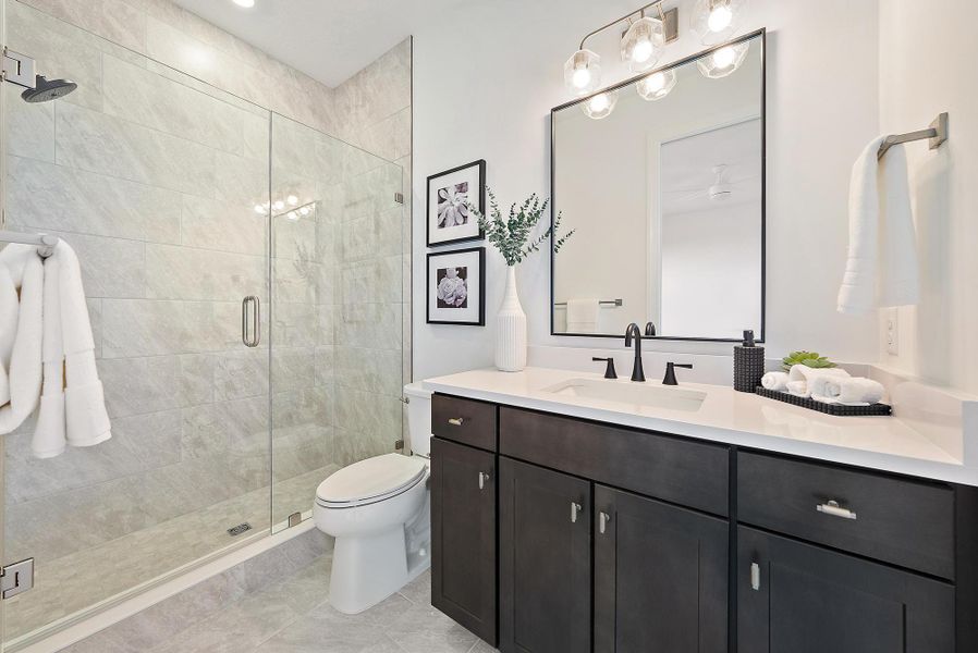 Bedroom 2 Ensuite Bath