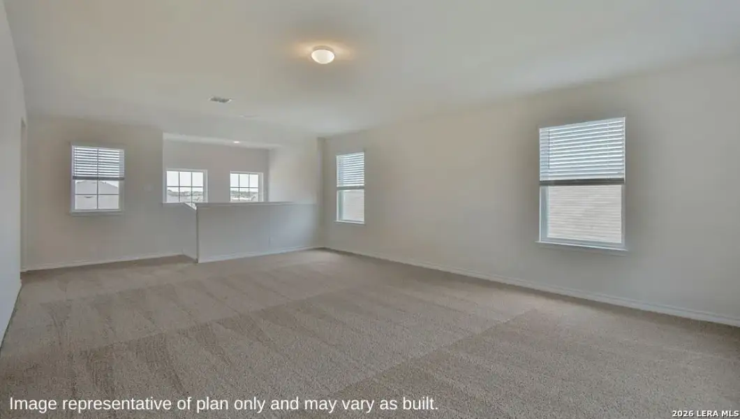 Spacious, unfurnished interior of a new home in Brookstone Creek, San Antonio (Image 10).