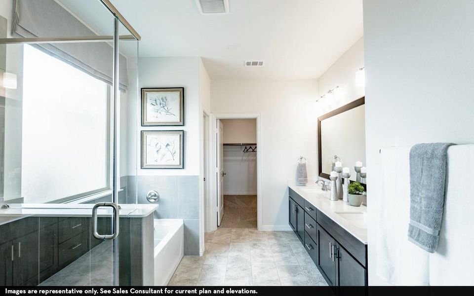 Furnished interior view inside a new home in Lago Mar, Texas City (Image 11).