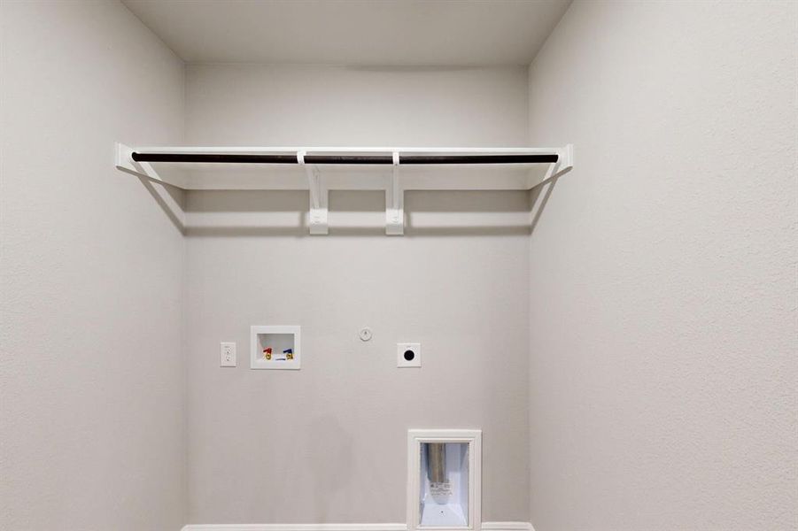 Close-up of interior finishes inside a home in Meadow Park, Ponder (Image 15). Close-up of interior finishes inside a home in Meadow Park, Ponder (Image 15).