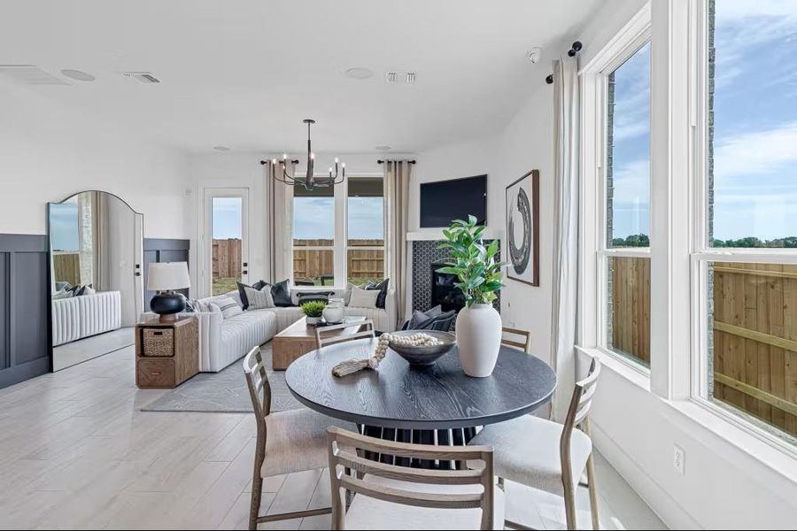 Furnished interior view inside a new home in Valencia, Manvel (Image 7).