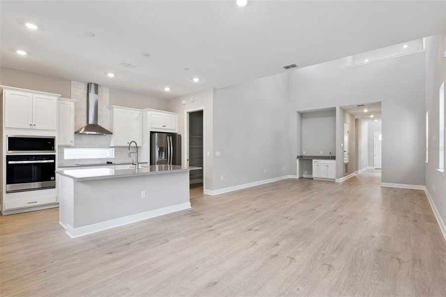 Spacious, unfurnished interior of a new home in Weslyn Park at Sunbridge (Craft Homes), St. Cloud (Image 20).