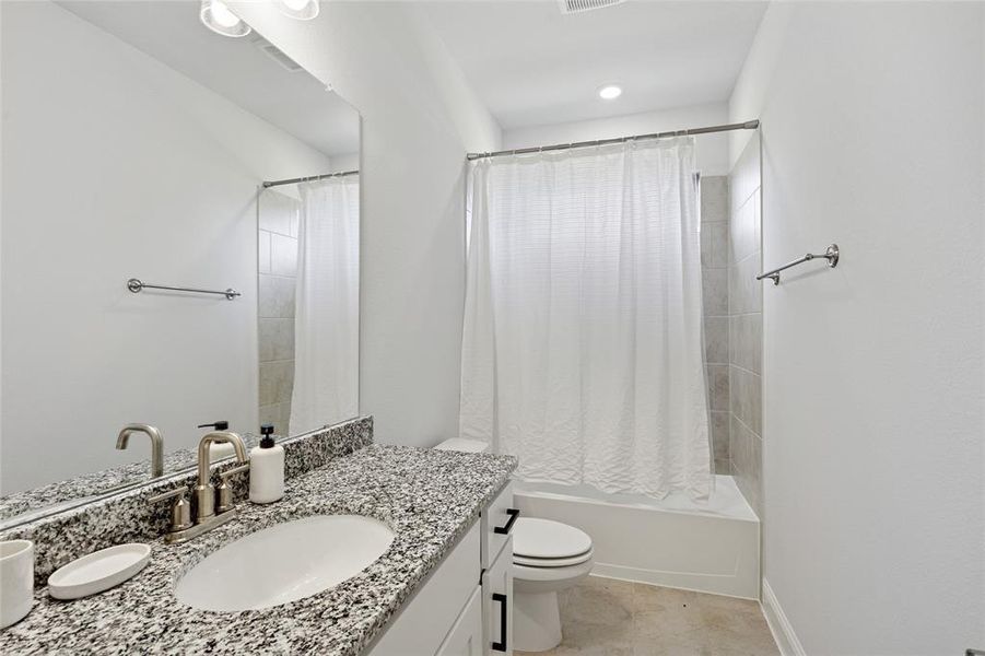 Furnished interior view inside a new home in , Oak Point (Image 14).