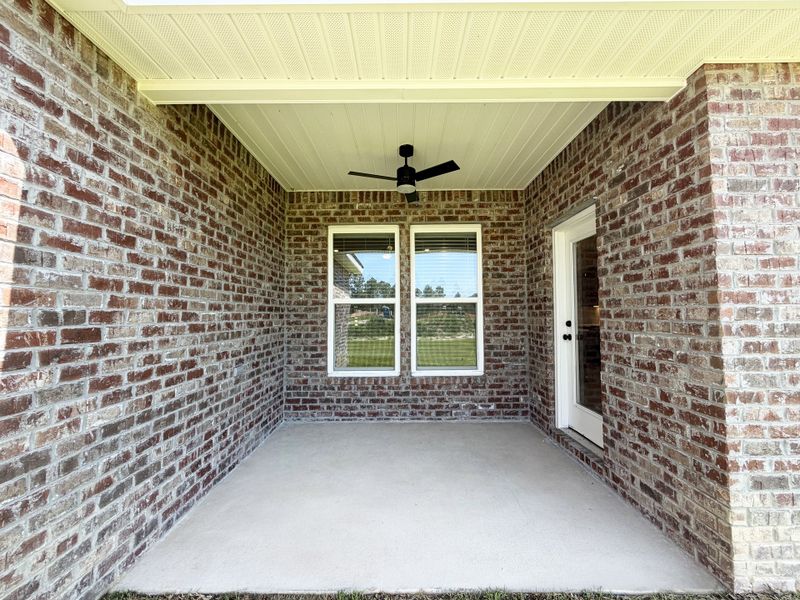 Exterior details and patio area of a home in Natureview, Freeport (Image 3).