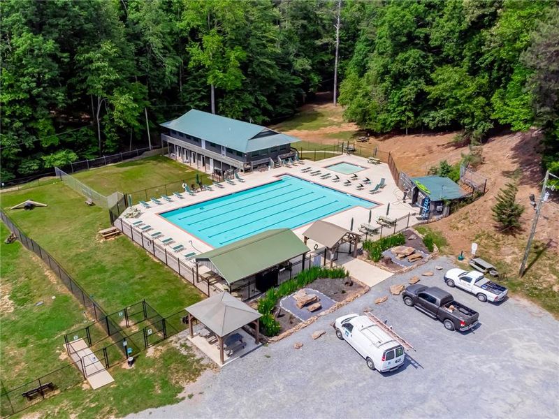 Community amenities in , Ellijay (Image 36).