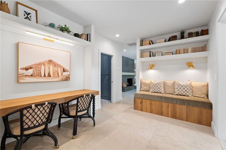 Furnished interior view inside a new home in , Vero Beach (Image 4).