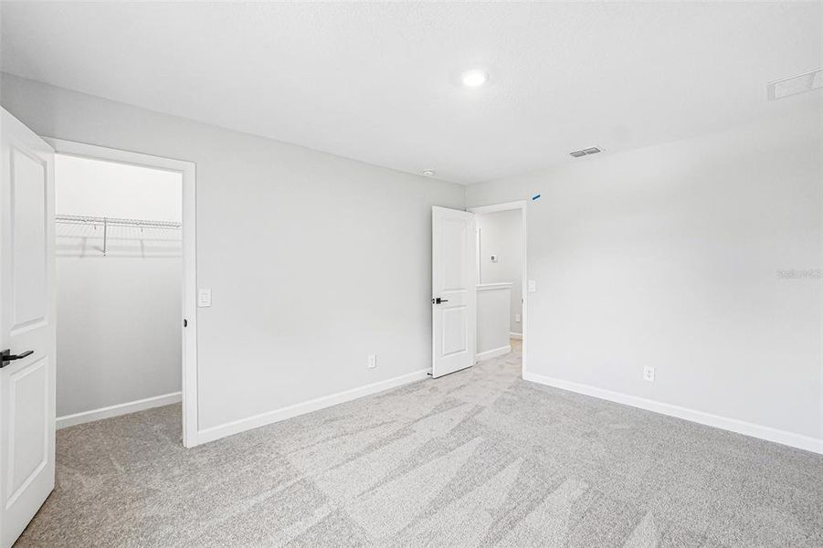 Spacious, unfurnished interior of a new home in Montague Chase, Tampa (Image 38). Spacious, unfurnished interior of a new home in Montague Chase, Tampa (Image 38).