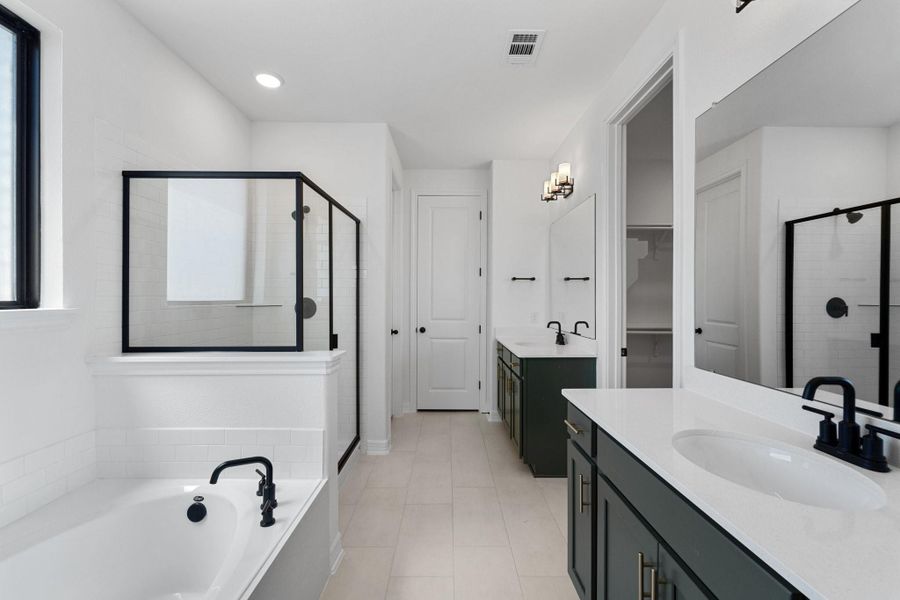 Note: Sample product photo. Actual exterior and interior selections may vary by homesite. Photo may be virtually staged