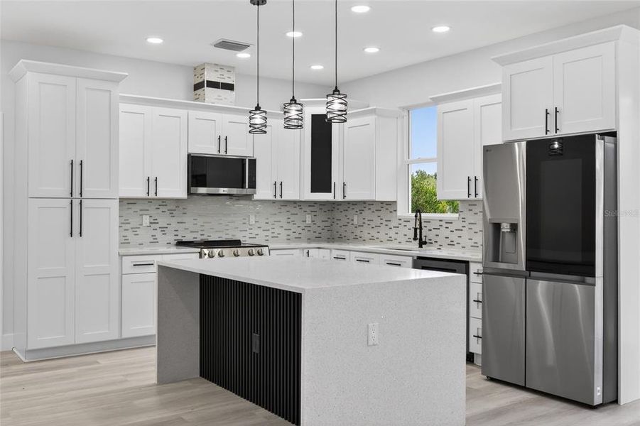 Furnished interior view inside a new home in , Spring Hill (Image 13).