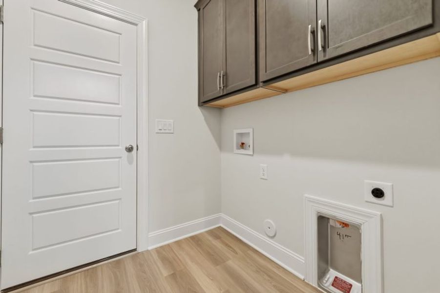 Furnished interior view inside a new home in Weybridge, Burlington (Image 18).