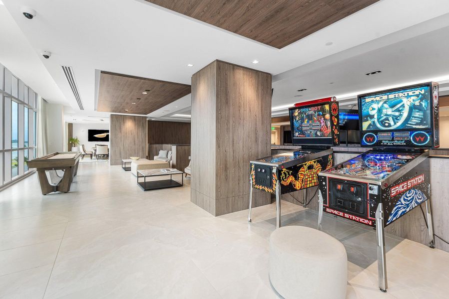 034-220LakeShoreDrive-1613-LakePark-FL-3