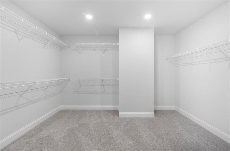 Spacious, unfurnished interior of a new home in Ridge Pointe, Athens (Image 19).