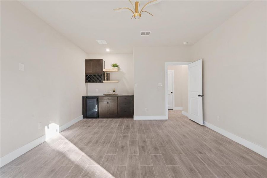 Spacious, unfurnished interior of a new home in , Haltom City (Image 20).