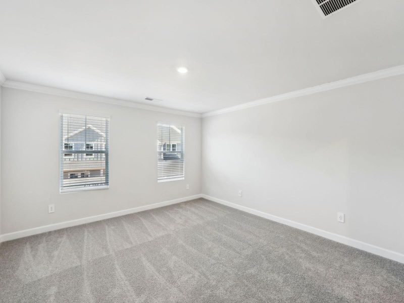 Spacious, unfurnished interior of a new home in Crossrail Station, Mooresville (Image 19).