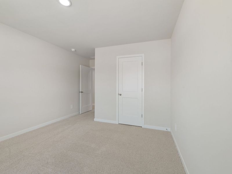 Spacious, unfurnished interior of a new home in Avalon Place - Signature Series, Durham (Image 23). Spacious, unfurnished interior of a new home in Avalon Place - Signature Series, Durham (Image 23).