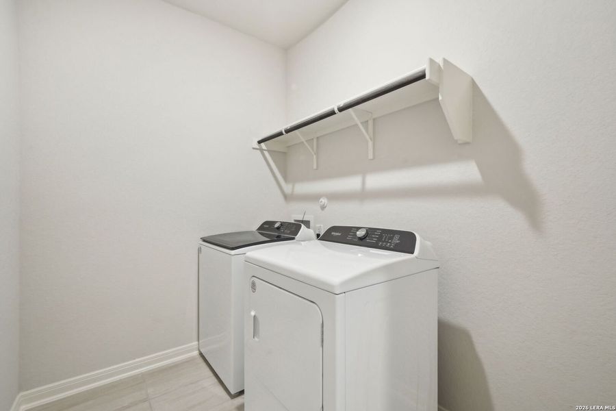 Close-up of interior finishes inside a home in Estancia Ranch - Classic Series, San Antonio (Image 20).