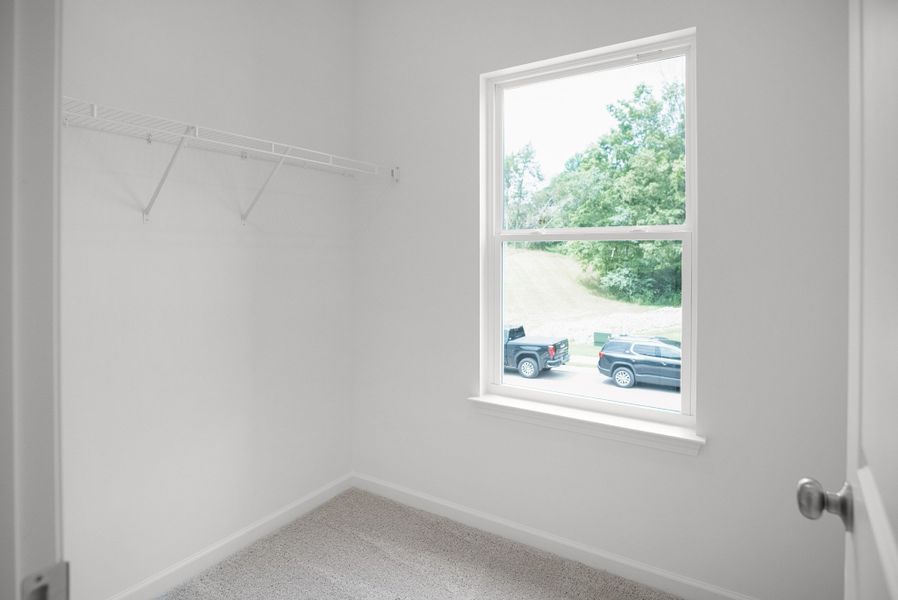 Spacious, unfurnished interior of a new home in Ironhorse, Dickson (Image 18).