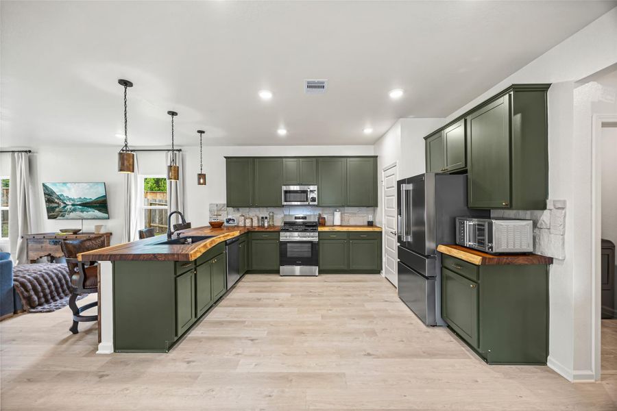 Furnished interior view inside a new home in Audubon, Magnolia (Image 8).