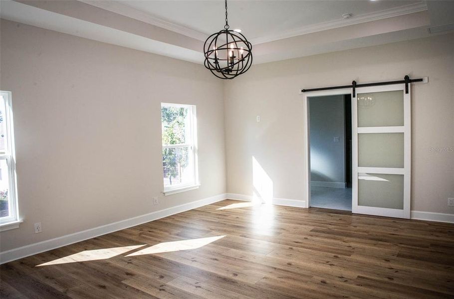 Spacious, unfurnished interior of a new home in , Weeki Wachee (Image 38).